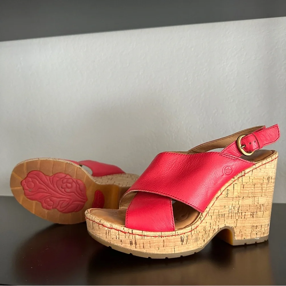 Born Jenni Red Leather Platform Comfort Sandals Size 8
